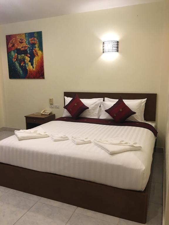 Patong Db旅馆酒店 外观 照片