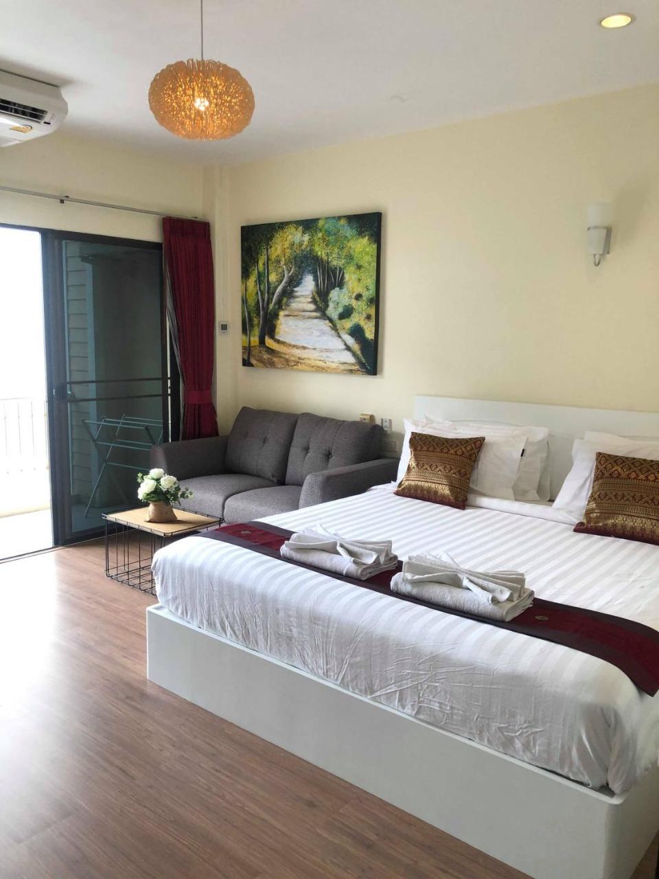 Patong Db旅馆酒店 外观 照片