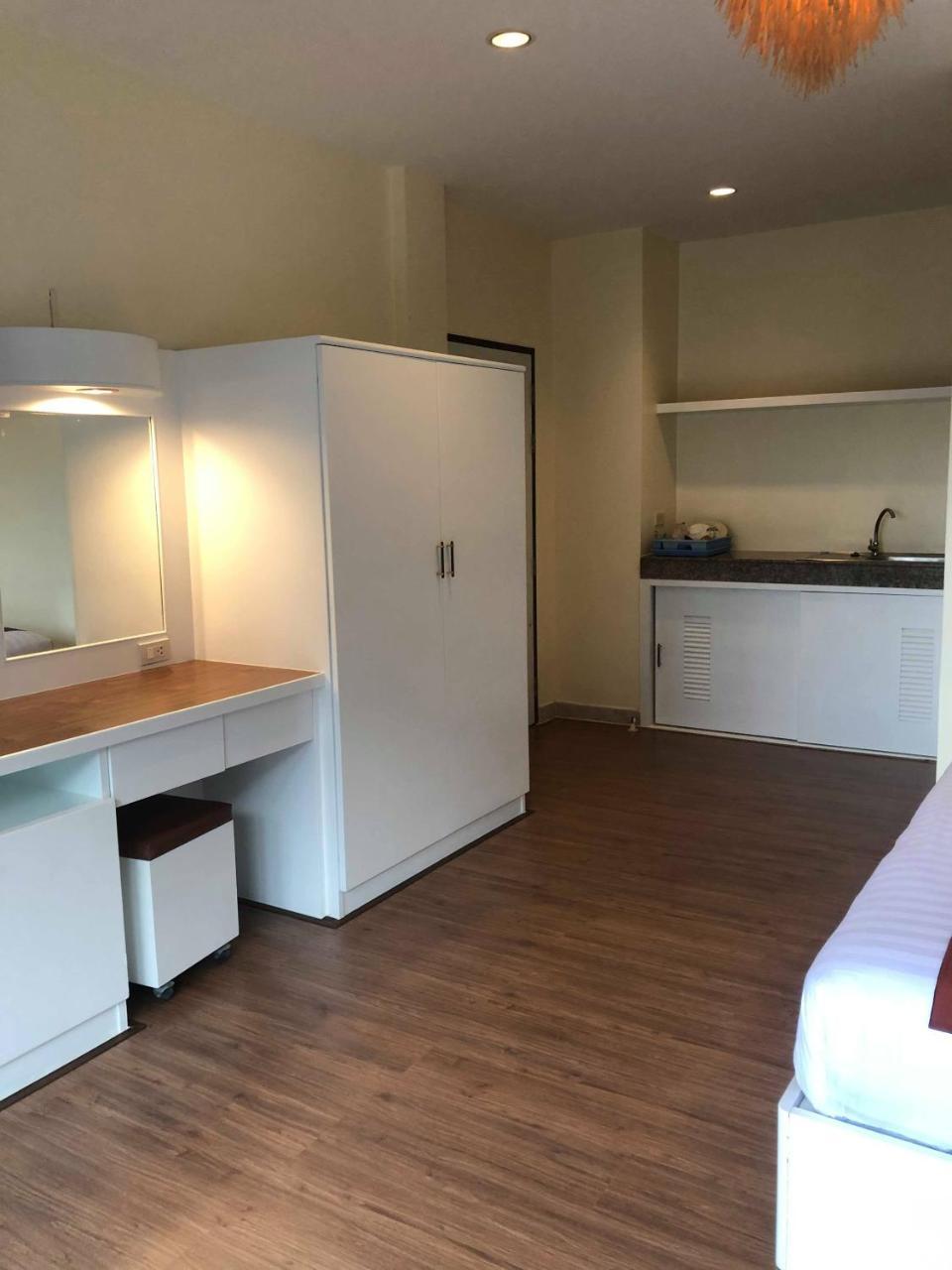 Patong Db旅馆酒店 外观 照片